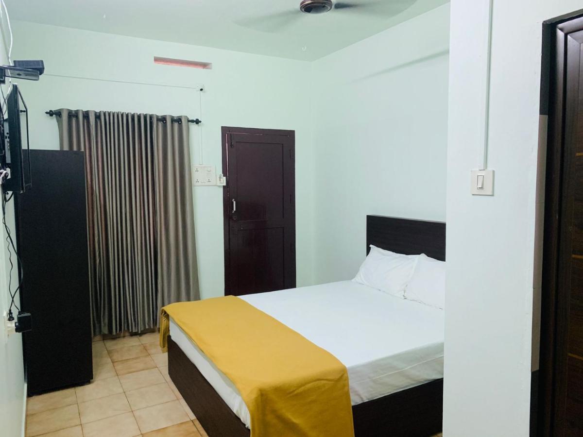 Apsara Residency Ξενοδοχείο Perintalmanna Εξωτερικό φωτογραφία