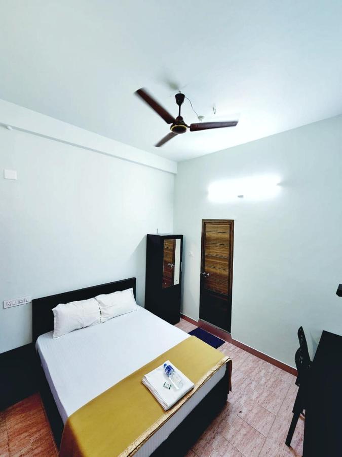 Apsara Residency Ξενοδοχείο Perintalmanna Εξωτερικό φωτογραφία