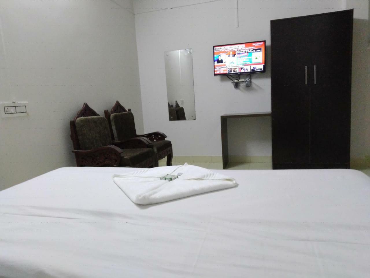 Apsara Residency Ξενοδοχείο Perintalmanna Εξωτερικό φωτογραφία